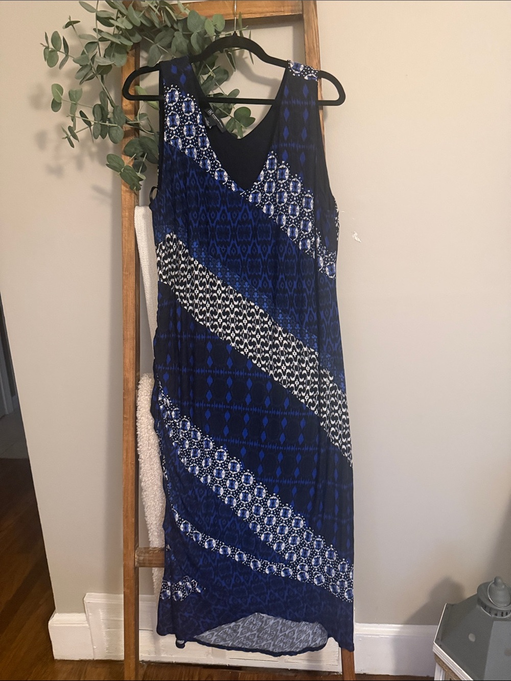 International Concepts Sleeveless Blue Patterned V-Neck Maxi Dress - Picture 1 of 3